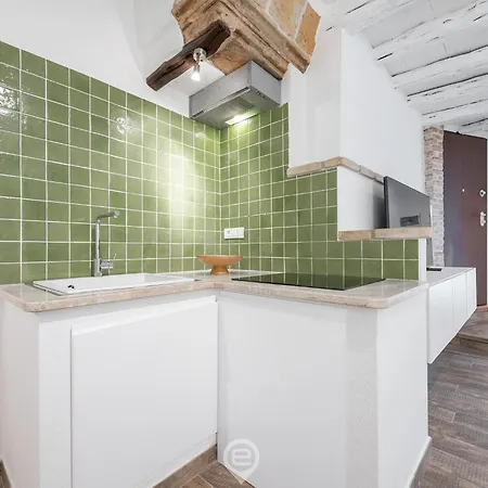 Cosmopolitan Retreat דירה *